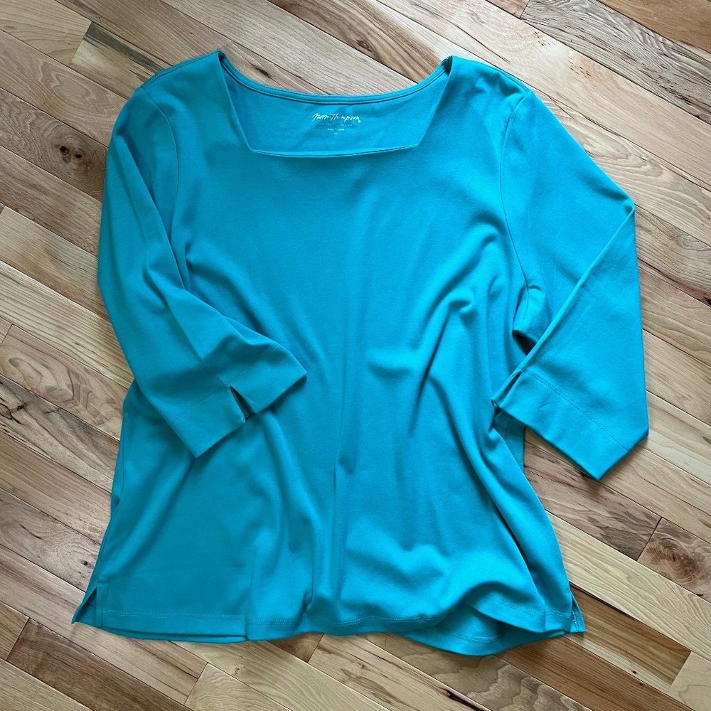 Norm Thompson Light Blue Jersey Knit 3/4 Sleeve Shirt